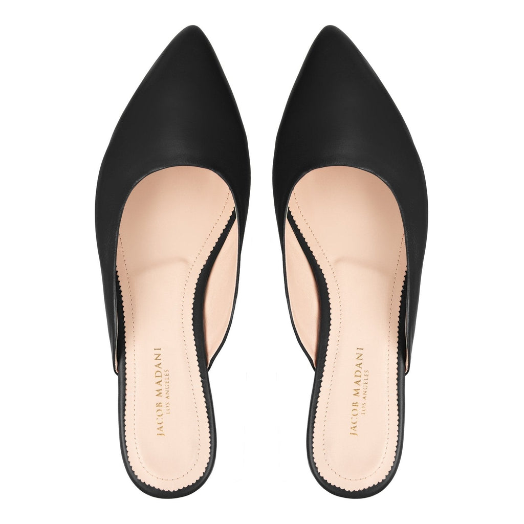 Pointy-toe Flat Mule in Calfskin with Hidden Seam Design